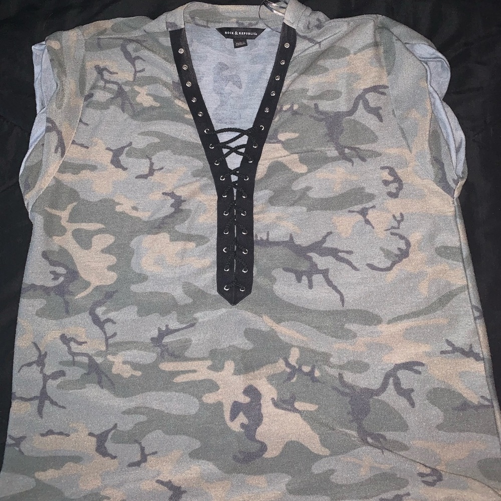 M Rock & Republic shirt